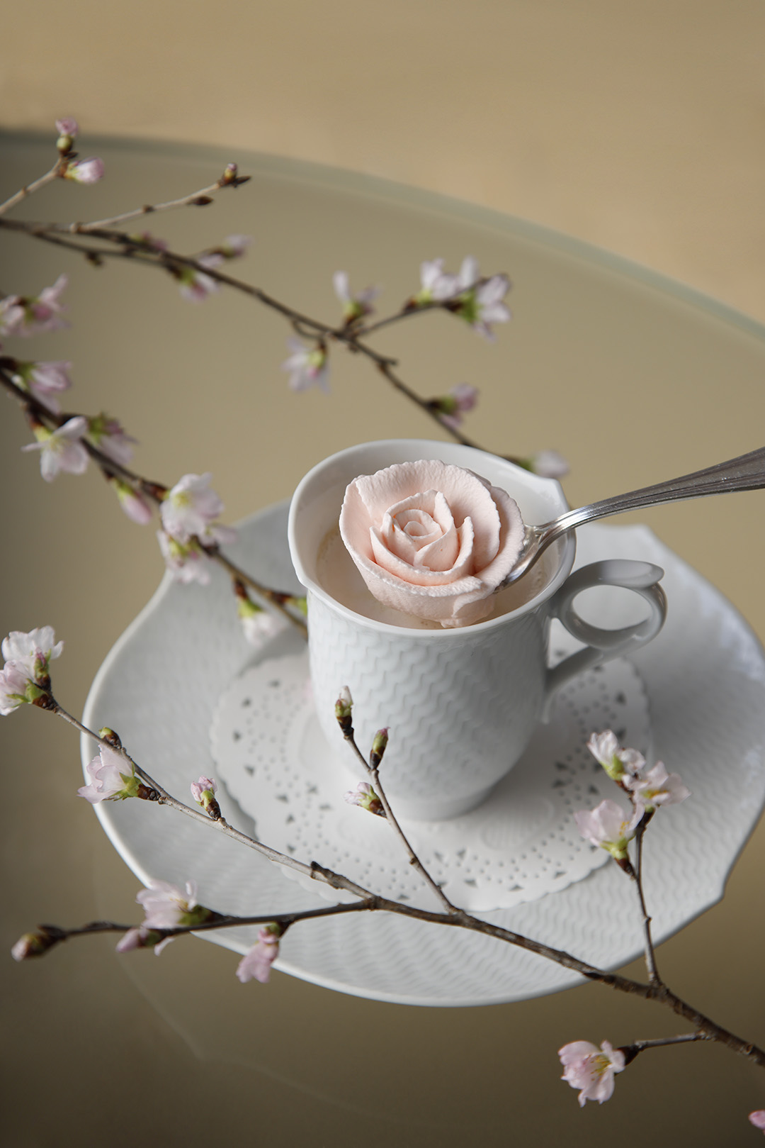 桜色ウインナーコーヒー